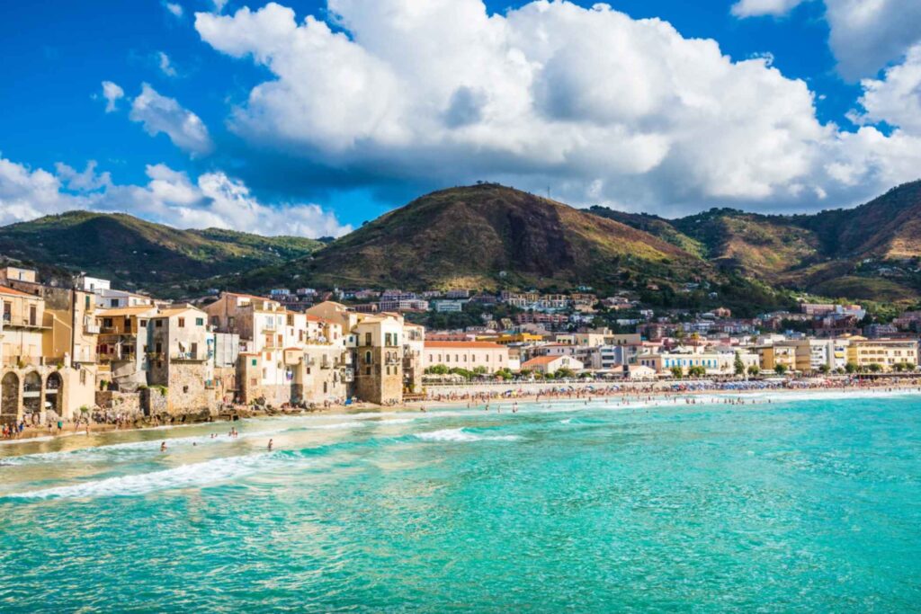 Italian TV shows for students of Italian: <br>"Il Commissario Montalbano" -