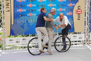 An iconic scene from Italian cinema -