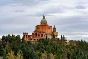 Italy Made Easy vs Language Exchange (Tandem/Meetups): Which Is Better for Learning Italian? - Italian Language