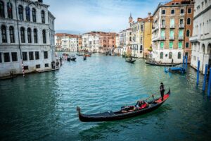 Italy Made Easy vs. Preply: Which Path Leads to Fluency? - Italian Language