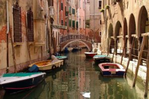 The Venetian Bacaro Tour: A Culinary Journey Through Venice's Small Taverns - Italy Experience Guide