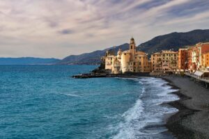 Cliffs, Colors, and Coves: The Trek from Camogli to San Fruttuoso - Italy Experience Guide