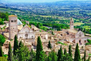 Roman Stones & Under-Square Ruins: A Connoisseur’s Guide to the Assisi Roman Forum - Italy Experience Guide