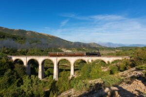 High-Altitude Viaducts & Historic Towns: A Journey on the Transiberiana d'Abruzzo - Italy Experience Guide