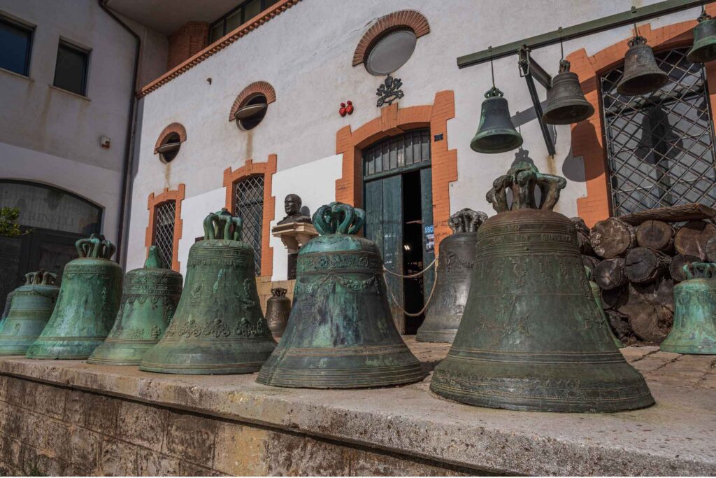 Chimes of History & Pontifical Honors: A Guide to the Marinelli Bell Foundry -