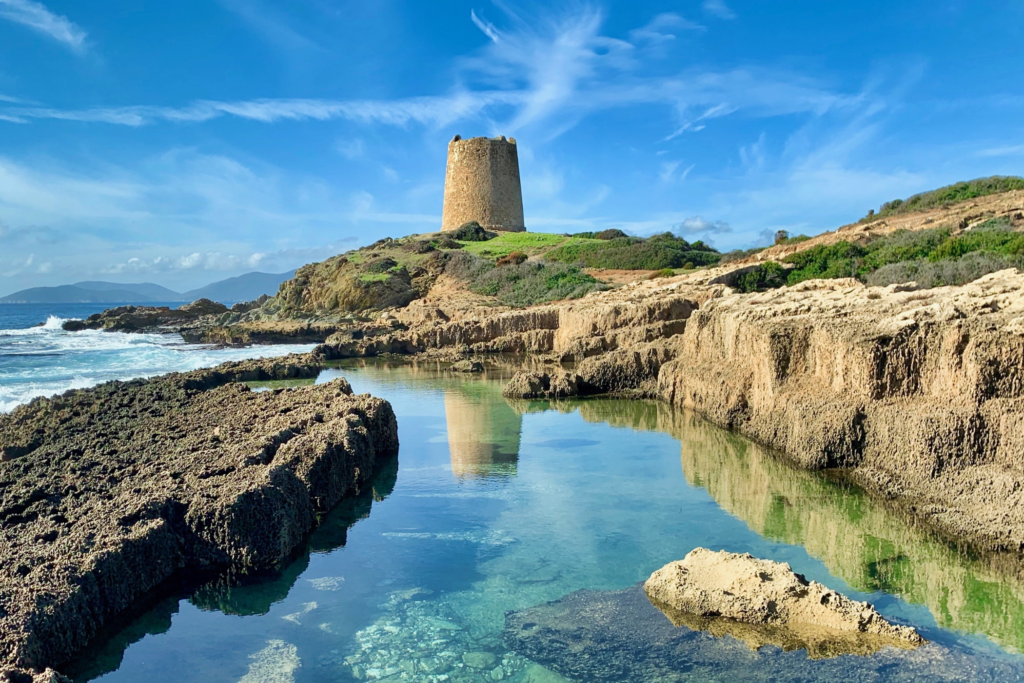 Deep Voices & Ancient Earth: Intimate Tenor Singing Evenings in Sardinia -